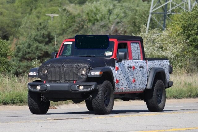 2022 Jeep Gladiator front