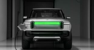 2022 Rivian R1T front