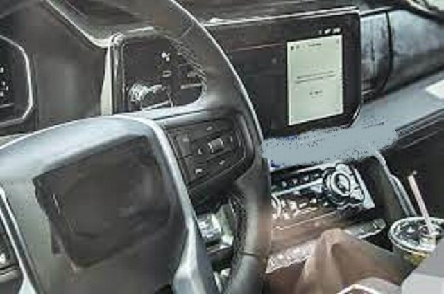 2023 GMC Sierra HD interior
