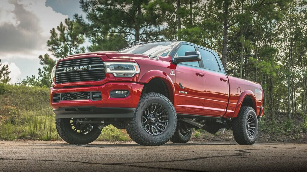 2023 Ram HD front