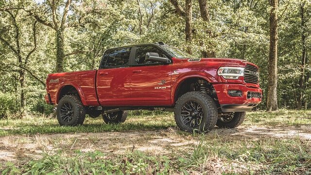 2023 Ram HD side