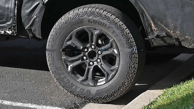 2023 GMC Canyon AT4 tire